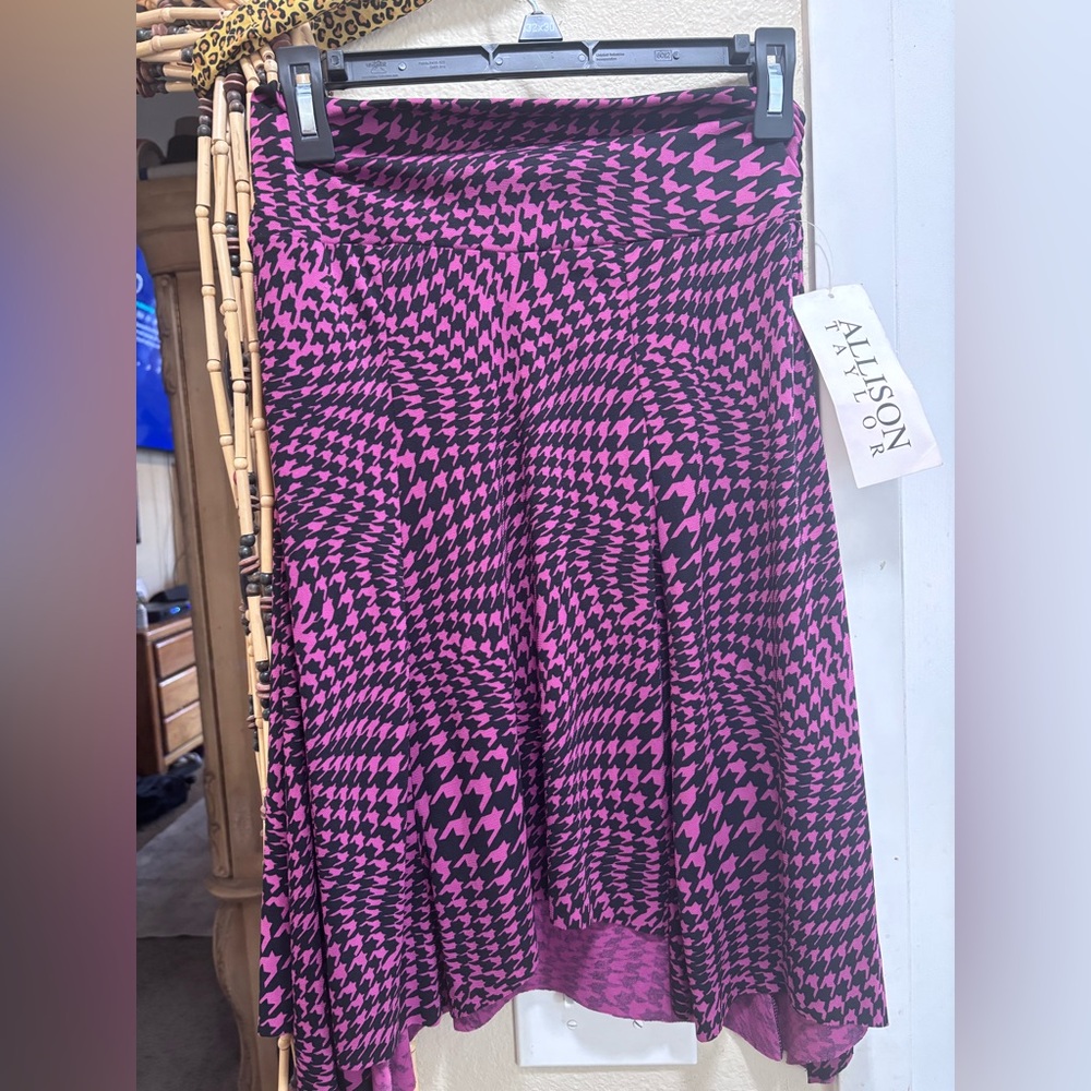 Allison Taylor Asymmetrical Skirt in Black and Pink